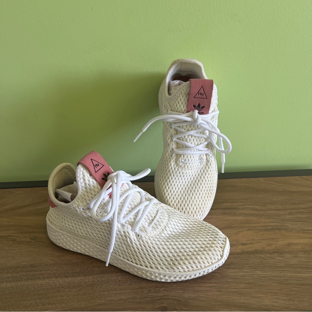 Adidas Pharrell Williams HU Sneakers Youth Size 4.5 White Running Shoes